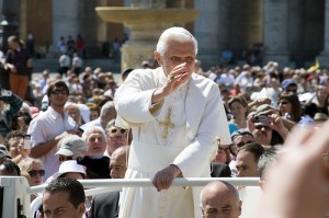 Deixe sua assinatura em solidariedade ao Papa