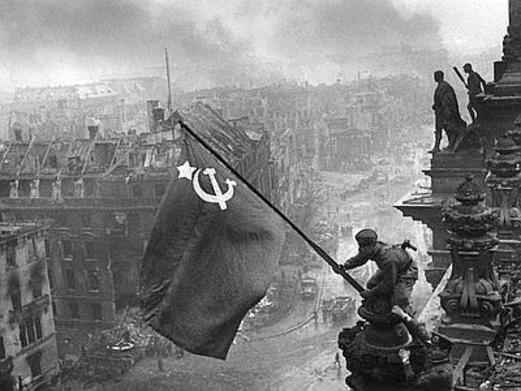 13 de Maio: Fátima e os erros do comunismo Comunismo jamais!