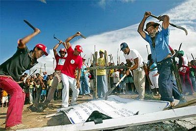 Proprietários de terras, acordai !