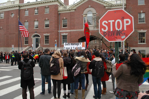 YouTube censura vídeo que mostra a verdadeira face do movimento homossexual