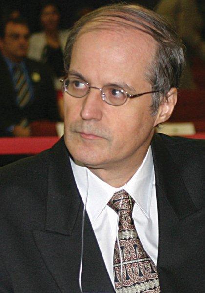 Aborto de bebês anencefálicos: institucionalização de prática desumana