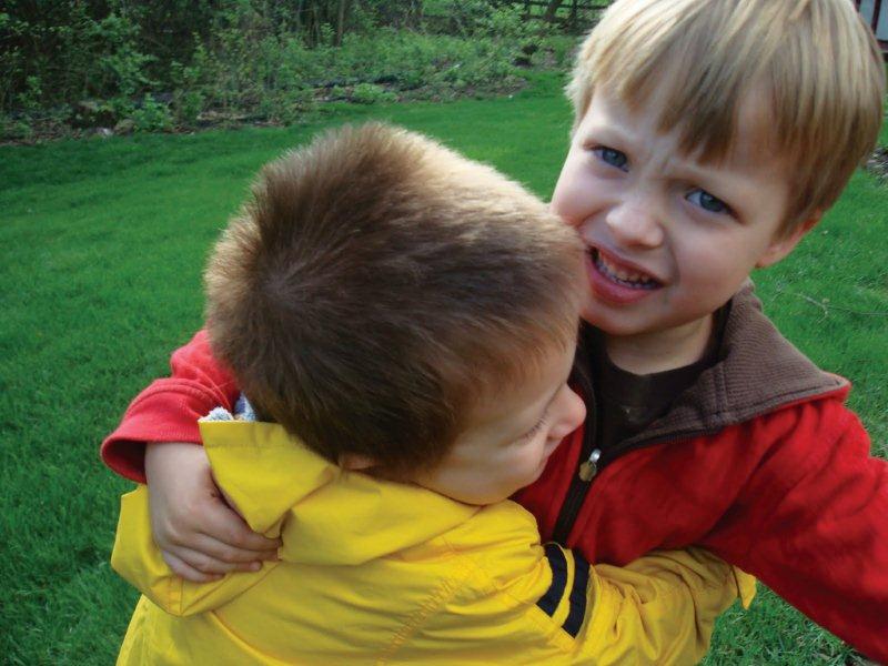 Diferença de idades entre irmãos estimula senso de hierarquia