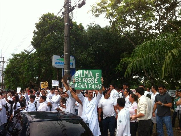 Médicos cubanos e escravidão