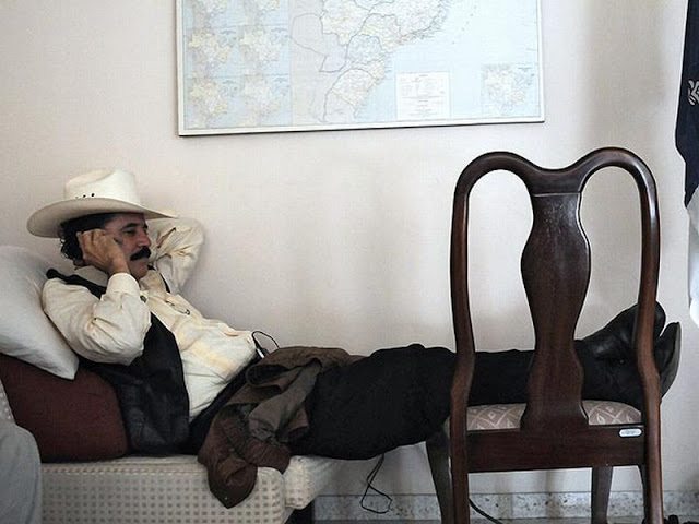 Alinhamento bolivariano Zelaya na embaixada brasileira em Tegucigalpa