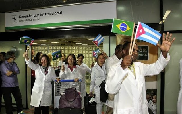 Mais médicos ou mais abortos? Desembarque no Brasil da primeira tropa de médicos cubanos