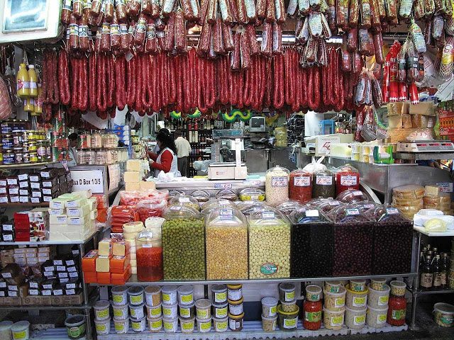 Perigo! Os brasileiros podem morrer de tanto comer!