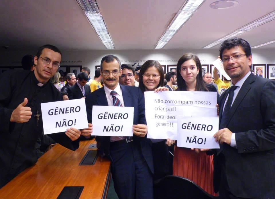 Vitória da Família! Na guerra contra o PNE, vencida a batalha contra a Ideologia de Gênero