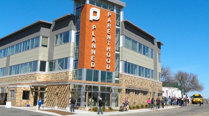 Denúncia: Clínicas abortistas Planned Parenthood apoiam o estupro e a escravidão sexual de menores