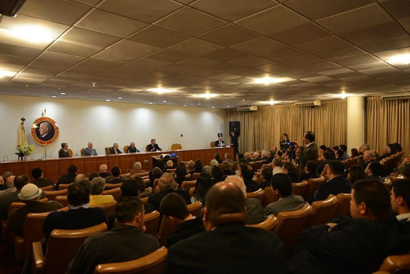 Aquecimento global: pseudociência baseada em fraudes