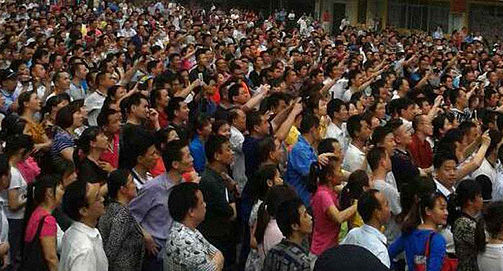 Na China greves tiram o sono do socialismo e evocam o fim polonês do comunismo