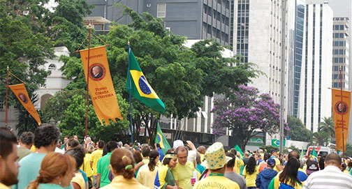 No Brasil, um fato novo!