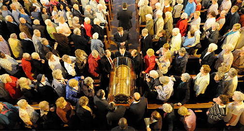 Santa Teresinha e a conversão em curso de grandes grupos de anglicanos