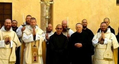 Liturgia tradicional no berço de São Bento de Núrsia