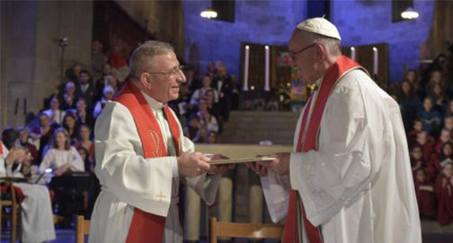 Com a heresia protestante, a rebelião de Lutero contra a Igreja Católica