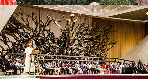 Francisco, movimentos “populares” e cheque em branco