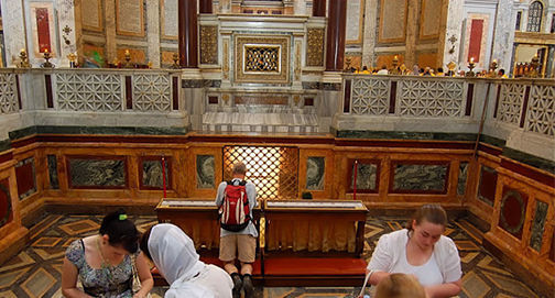 Sim! Aqui está o túmulo de São Paulo Apóstolo ! Testes confirmam