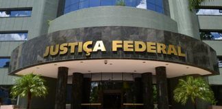 Decisão judicial causa histeria no lobby homossexual