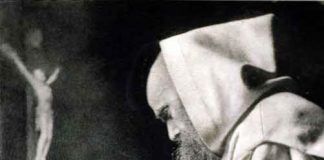 Pobreza e fausto: extremos harmônicos no firmamento da Igreja