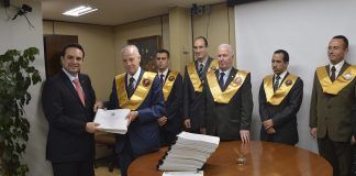 IPCO entrega assinaturas “Pelo Direito de Nascer”