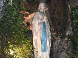 Paradoxo em Lourdes: muitos milagres reconhecidos pela ciência e poucas proclamações canônicas