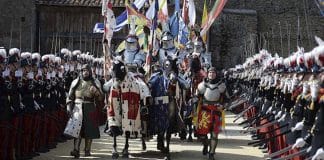 O grande retorno da França ao catolicismo histórico