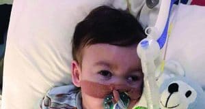 Crianças que ameaçam os tiranos