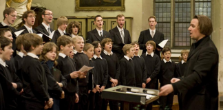 Mais uma derrota da “ideologia de gênero”: vence o Coral de Berlim