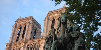 CRISTANDADE E OCIDENTE