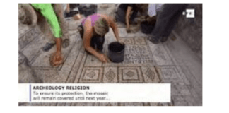 Arqueólogos descobrem mosaico representando o milagre dos pães e peixes