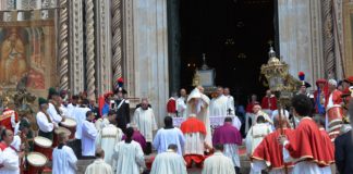 SAGRADA EUCARISTIA — Confirmações miraculosas da transubstanciação