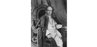 Aproximação fascismo-nazismo 1938: Hitler em Roma. Reação de Pio XI