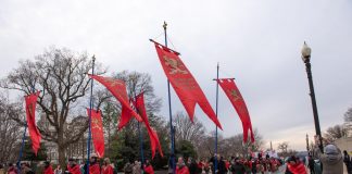 Washington — Marcha contra o aborto rumo à abolição da sentença “Roe vs. Wade”, que legalizou o assassinato de inocentes