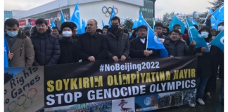 Breves: Medalha de Ouro Genocídio para Xi Jinping