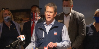 Governador da Geórgia assegura direito dos pais na educação