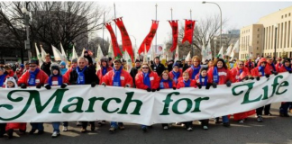 Breves: EUA, clínicas de aborto fecham as portas